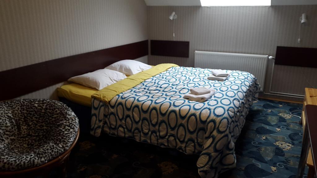 Terve Hostel Пярну Экстерьер фото