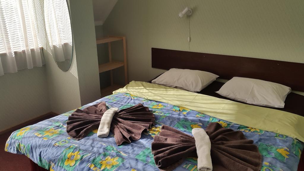 Terve Hostel Пярну Экстерьер фото