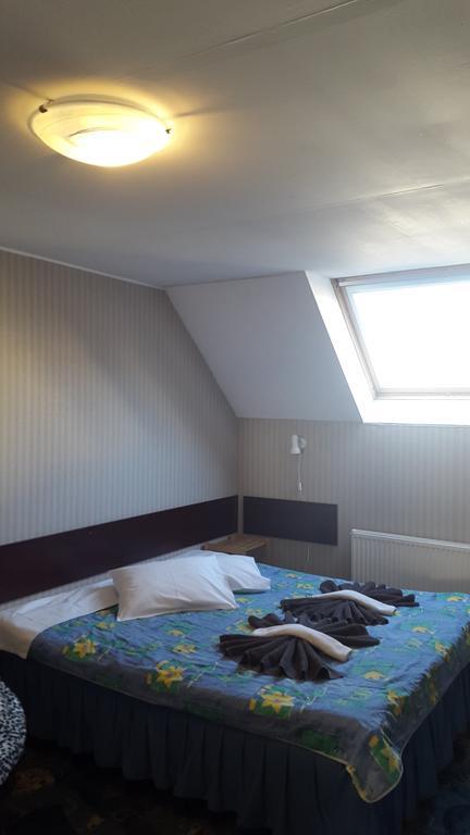 Terve Hostel Пярну Экстерьер фото