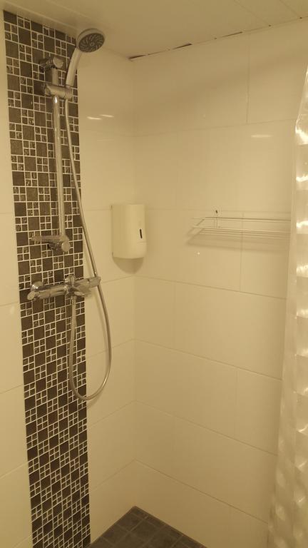 Terve Hostel Пярну Экстерьер фото