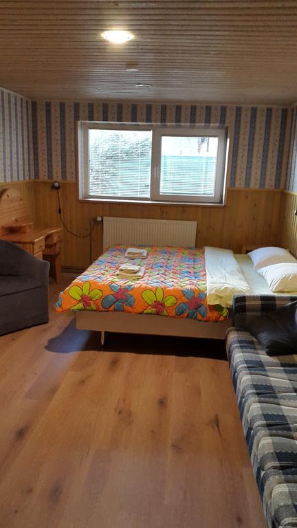 Terve Hostel Пярну Экстерьер фото