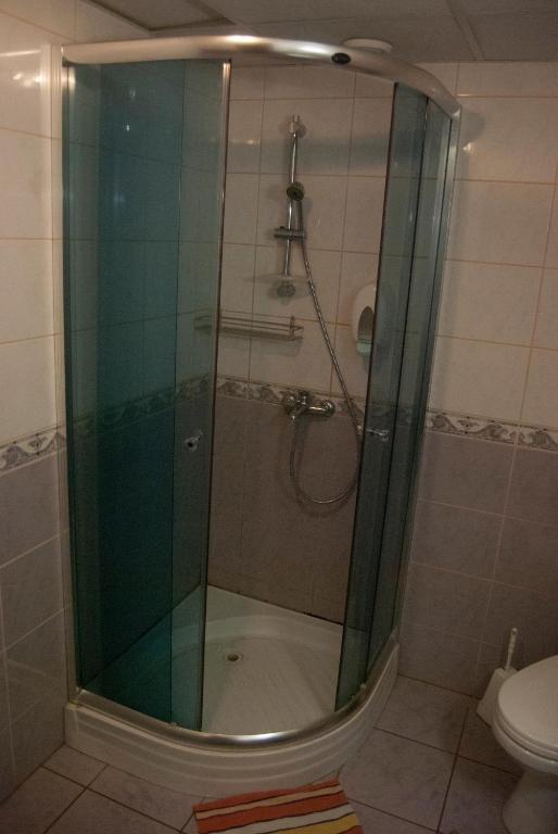 Terve Hostel Пярну Экстерьер фото