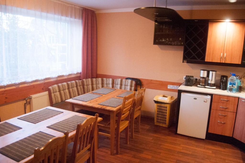 Terve Hostel Пярну Экстерьер фото